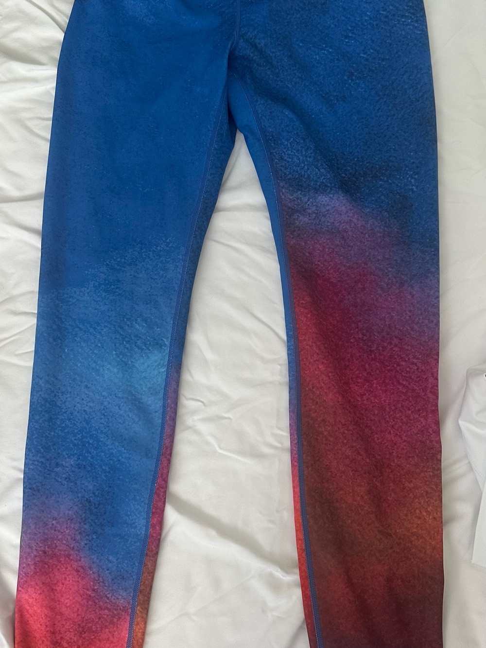 Athleta women’s Gradient Blue and Pink Active Leggings